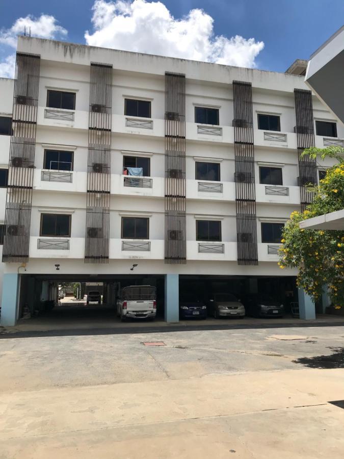 Vatchara Northgate Hotel Nakhon Sawan Extérieur photo